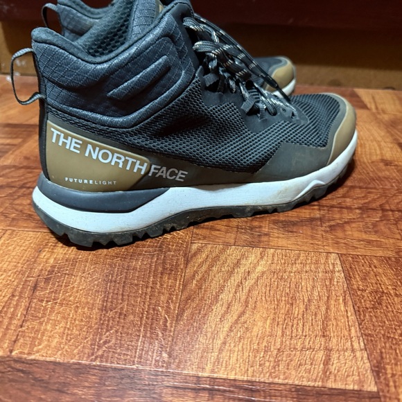 The North Face Black and Tan Hiking Boots - Picture 4 of 5